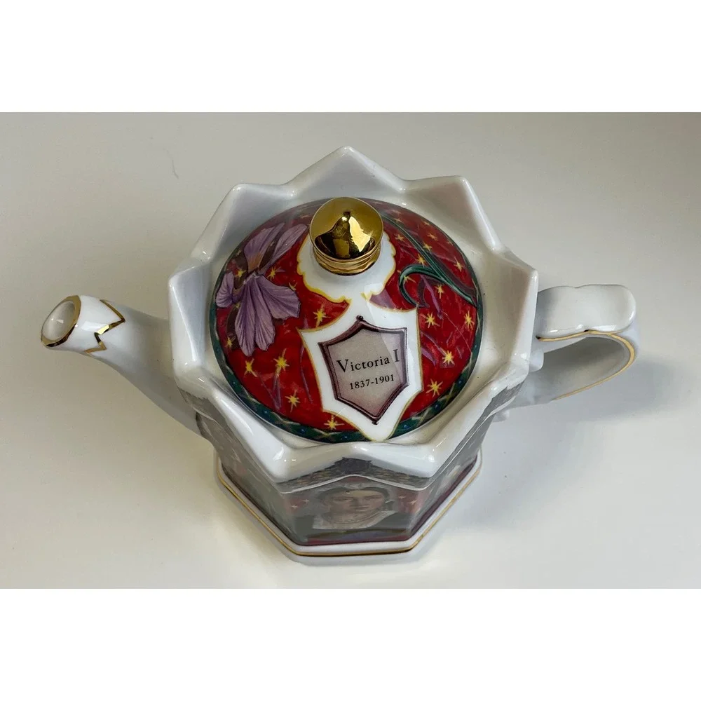 James Sadler Kings & Queens Queen Victoria I Teapot Matt Edwards Art Hexagonal